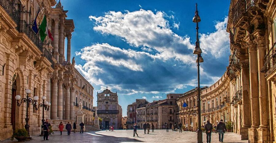 Syracuse: Ortigia Classic Walking Tour - The essential points at a glance
