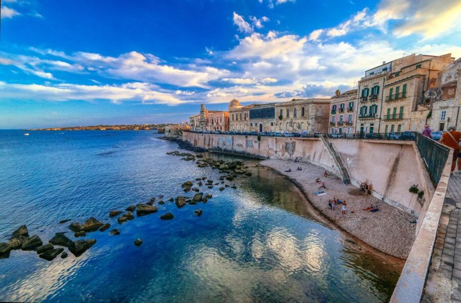 Syracuse: Ortigia Classic Walking Tour - Who should book this Syracuse walking tour?