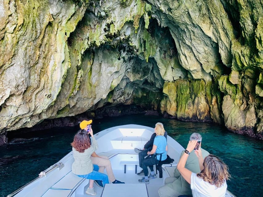 Syracuse: Private boat tour of Ortigia and sea caves - Who will enjoy this boat tour most?
