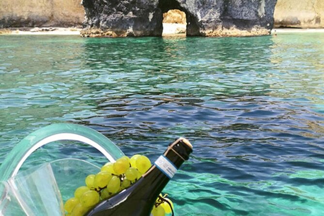 Syracuse private boat with aperitif - How much value does the $180.04 price offer?