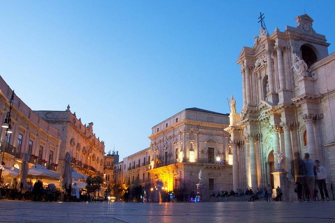 Syracuse Private Walking Tour with Traditional Lunch and Wine - Key points to know before booking