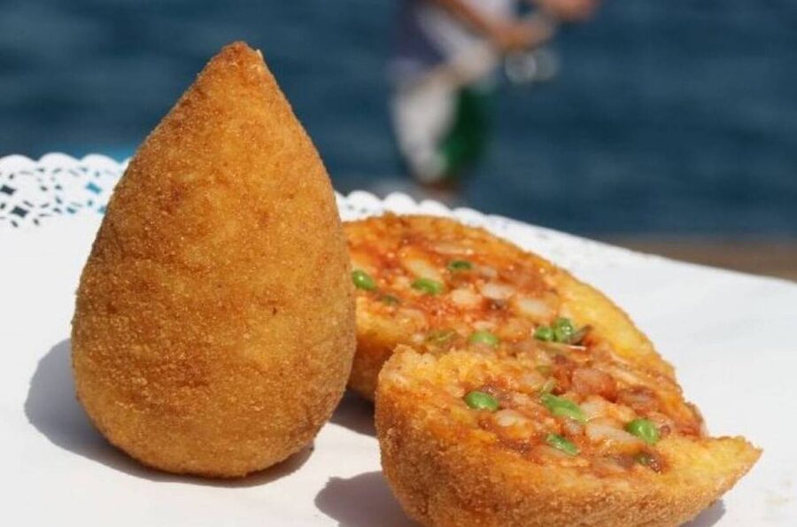 Syracuse: Sicilian Street Food Hands-On Cooking Class - The Syracuse market walk