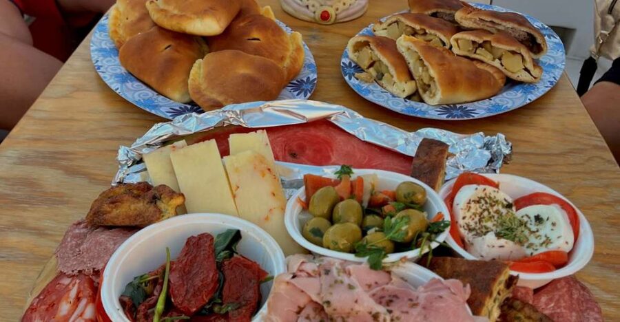 Syracuse: Sunset Aperitif Tour - A sunset boat ride made for Ortigia