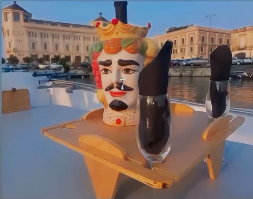 Syracuse: Sunset Aperitif Tour - Maniace Castle from the sea