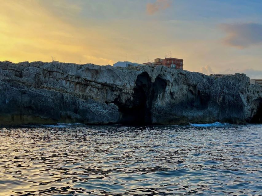 Syracuse: Sunset Aperitif Tour - Returning through Porto Grande
