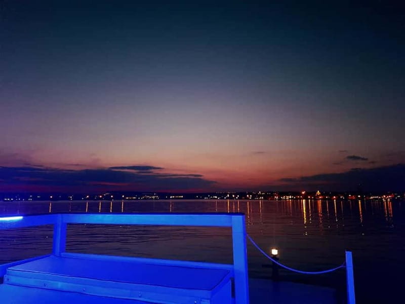 Syracuse: Sunset cruise including aperitif and swim stop - Who will enjoy this cruise most?