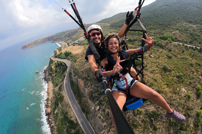 Tandem Paragliding Flight in Taormina - What takeoff feels like