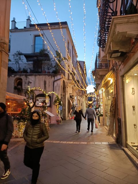 Taormina and Castelmola: Private tour - Sicilian snacks keep the day grounded