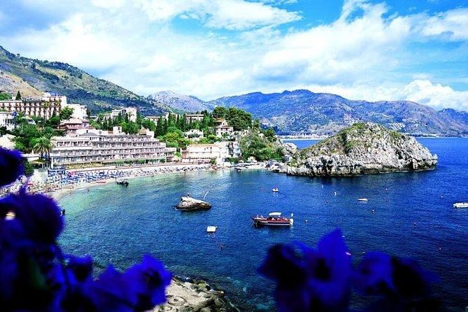 TAORMINA and CASTELMOLA TOUR - A private ride, not a guaranteed private guide