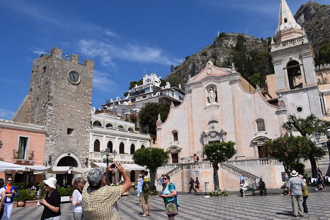 Taormina and Castelmola Tour from Messina - Bus comfort and the winding mountain road