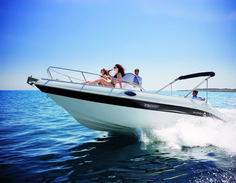 Taormina and Giardini Naxos - 3 Hour Boat Excursion - Fruit, drinks, and time to relax