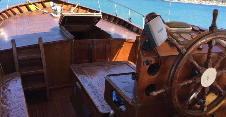 Taormina: Boat Tour to Taormina & Giardini Naxos with Drink - The Blue Grotto in Taormina Marine Park