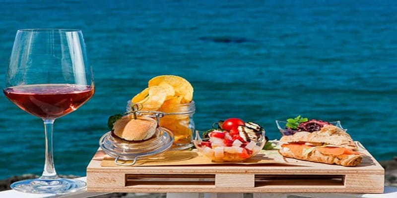 Taormina: Boat Tour with Aperitif on Isola Bella - Who Should Book This Experience?