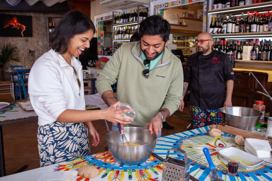 Taormina: Cannolo Cooking Class with Completion Certificate - Practical details that make the day easier