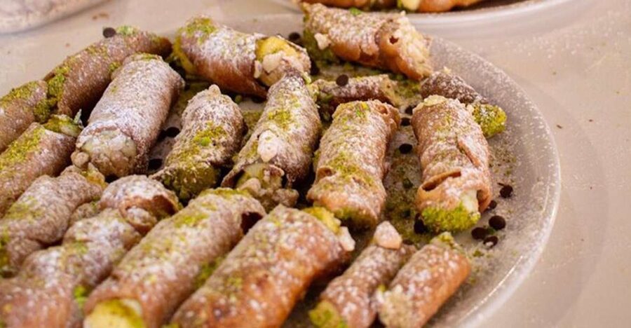 Taormina: Cannolo Cooking Class with Completion Certificate - Ricotta, custard, and the best part of the lesson