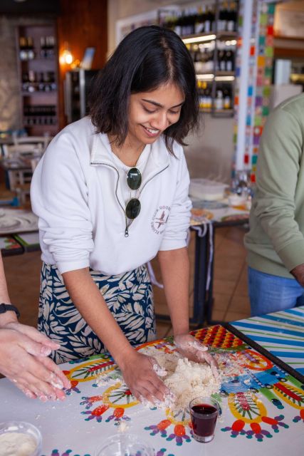 Taormina: Cannolo Making Class - Booking, cancellation, and access