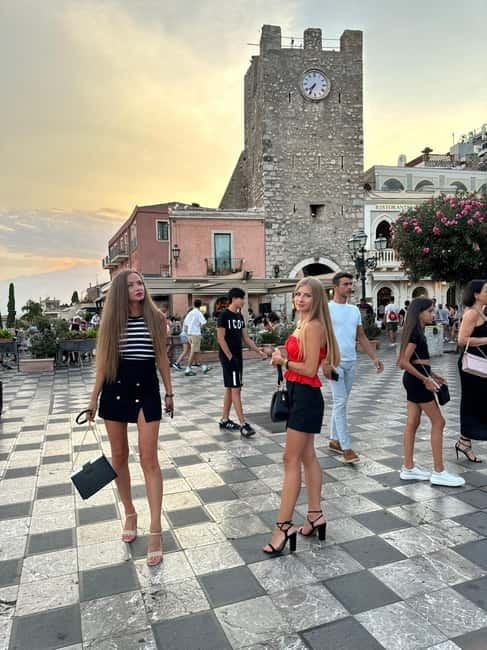 Taormina: exclusive tour with food, drinks, and sunset, pick-up from Catania - Starting in Duomo Square and Corso Umberto