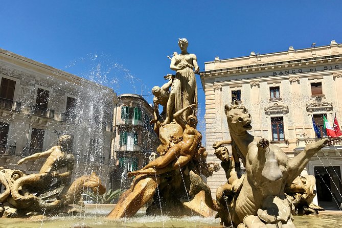 Taormina PRIVATE EAST COAST EXCURSIONS 2 Exclusive Days with Guide Driver - Ortigia’s cathedral square and medieval streets