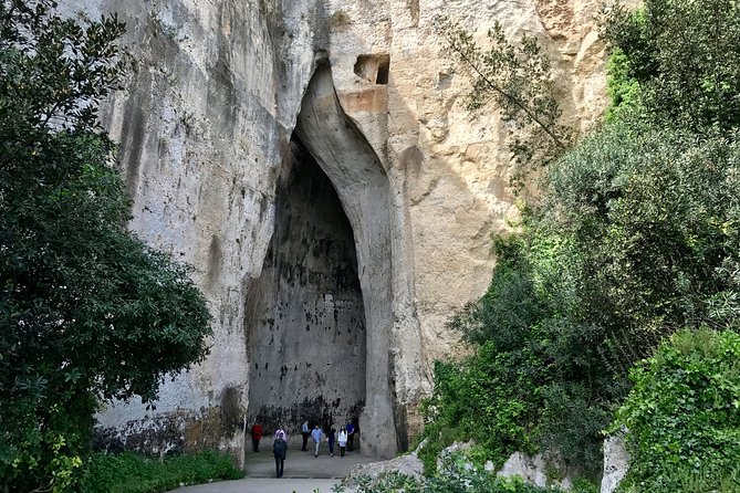 Taormina PRIVATE EAST COAST EXCURSIONS 2 Exclusive Days with Guide Driver - Optional wine tasting near Mount Etna