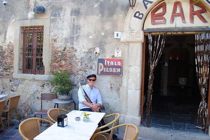 Taormina: Private/Guided Godfather with Authentic Pizza Tasting - Pizza, bruschetta, wine, and the view