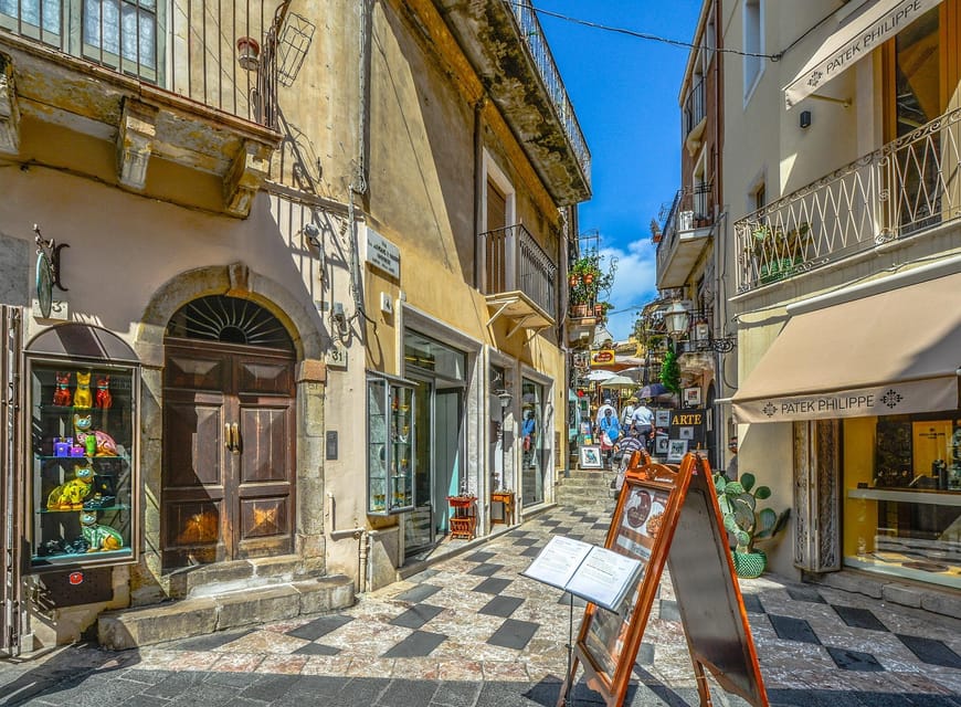 Taormina Private Tour: Discover Hidden Treasures and Dreamscapes - Villa Comunale: gardens with a view