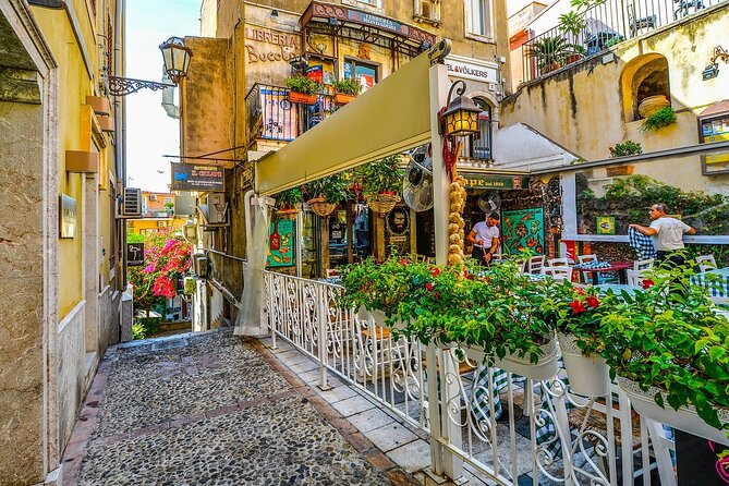 Taormina Private Walking Tour: Explore Top Sights & Hidden Gems - The Duomo area and the peaceful public garden