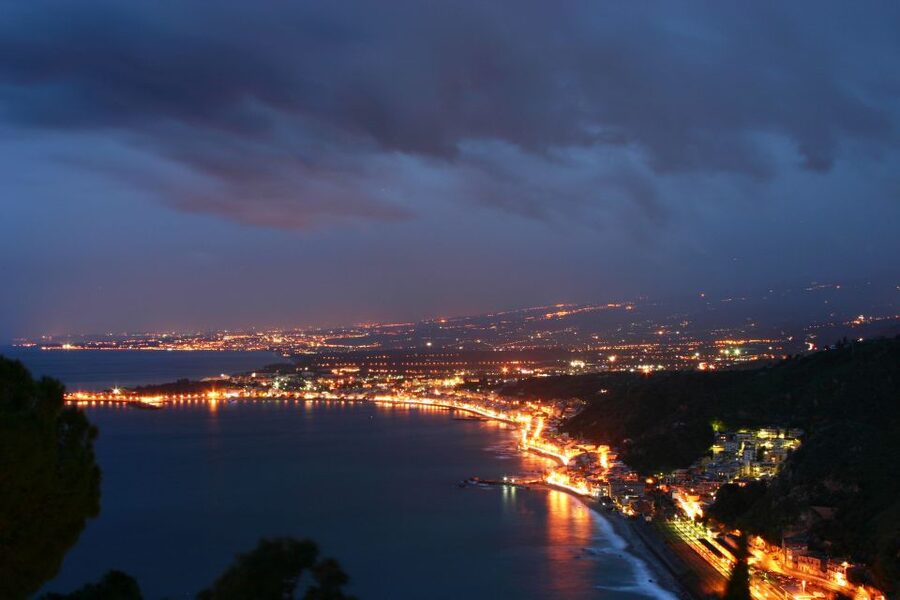Taormina: Sunset Walking Tour & Aperitif on Rooftop Terrace - Palazzo Corvaja and the Odeon