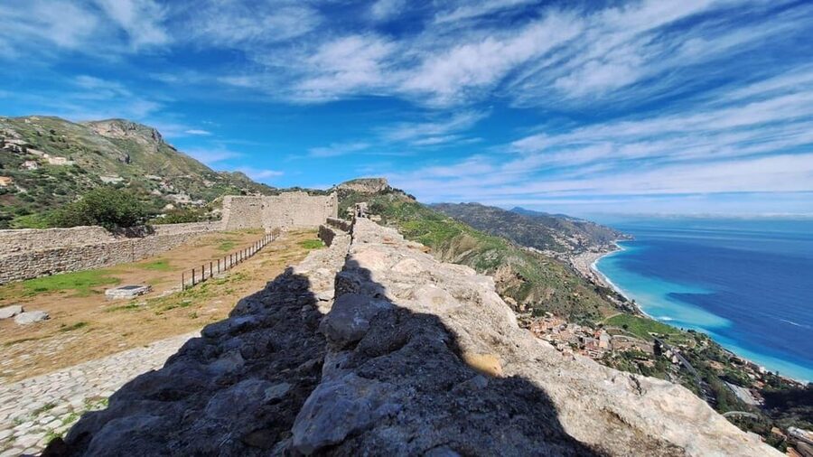 Taormina; Taormina Castle Tour - The 360-degree view from Monte Tauro