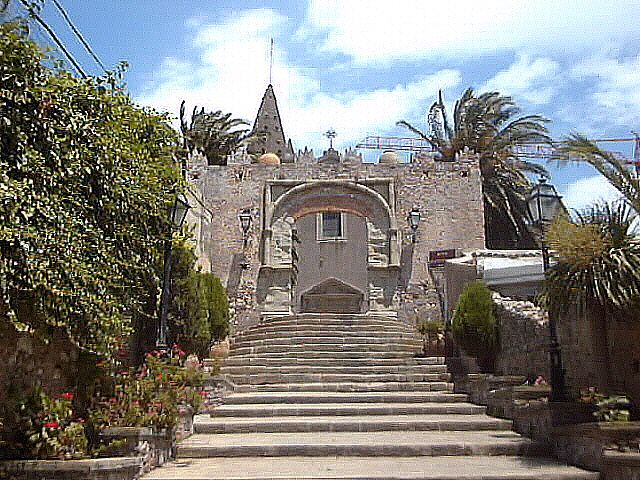 Taormina: The Godfather Film Tour to Savoca and Forza d'Agrò - What the guide adds to the day