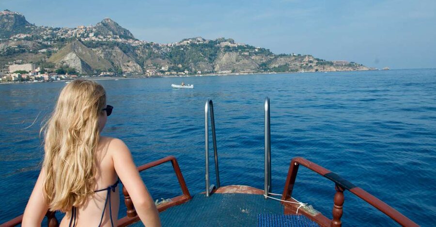 Taormina: White Lotus Tour - Why this boat trip is more than a White Lotus photo stop