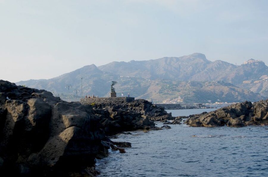 Taormina: White Lotus Tour - Who will enjoy it most