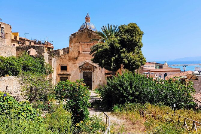 Termini Imerese Walk Tours & Sightseeing - Climbing through Rocchicelle to the upper town
