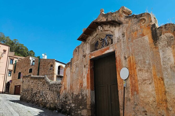 Termini Imerese Walk Tours & Sightseeing - San Giacomo and the Church of the Annunziata