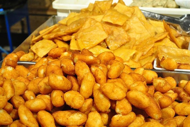 The Complete Street Food Walking Tour - History & Tasty Bites in Palermo - Starting at Capo Market with sfincione