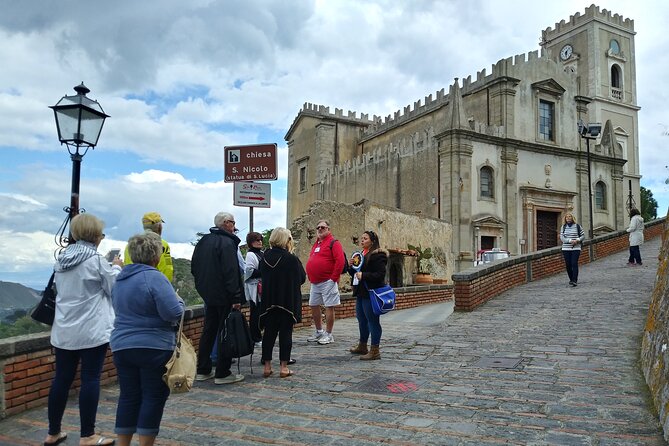 The Godfather and Taormina Tour from Messina - Duomo di Taormina and the Four Fountains