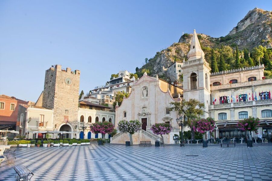 Tour da Messina a Taormina, Castelmola, Isola Bella - Should you book this Taormina, Castelmola, and Isola Bella tour?