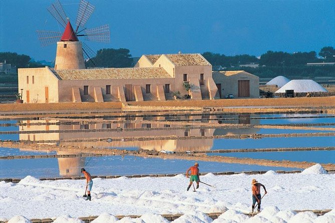 Tour Erice, Trapani salt pans, Segesta - The pace, group size, and guide choice
