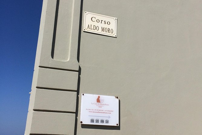 Tour of Montalbano - Scicli: one hour at the Montalbano commissariat