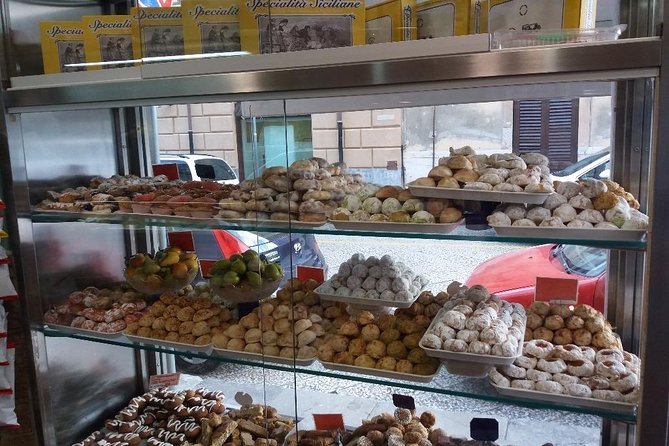 TOUR PALERMO ARABA "A dip in the historical markets and Street Food" - The Cathedral and Palazzo dei Normanni