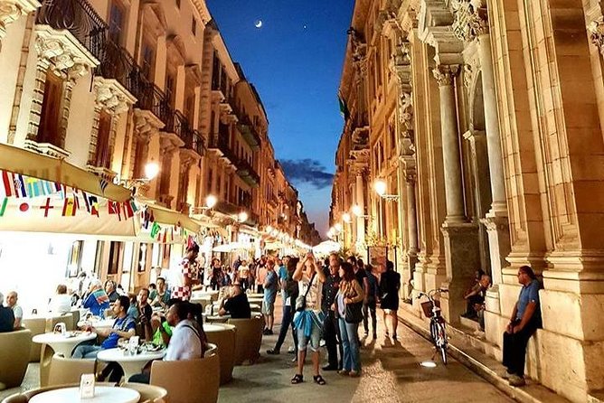 Trapani Food Tour - Walking between Trapani’s two seas