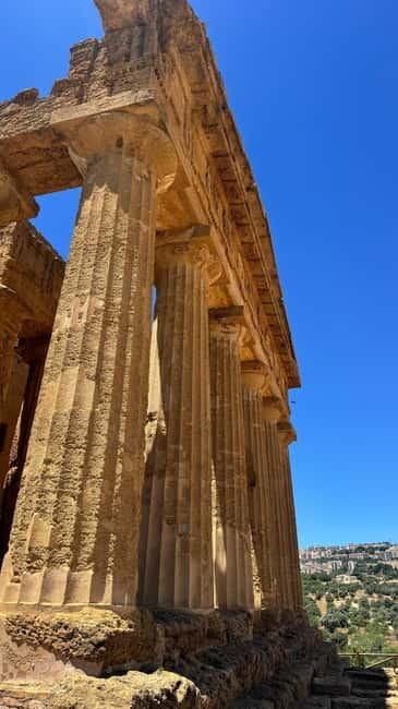 Valley Of The Temples By E-Bike With Picnic Included - Who should book this e-bike outing?