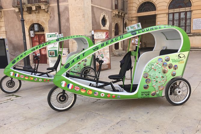 Velobike tour ecologico guidato con soste per visitare i monument - What the guides add to the ride