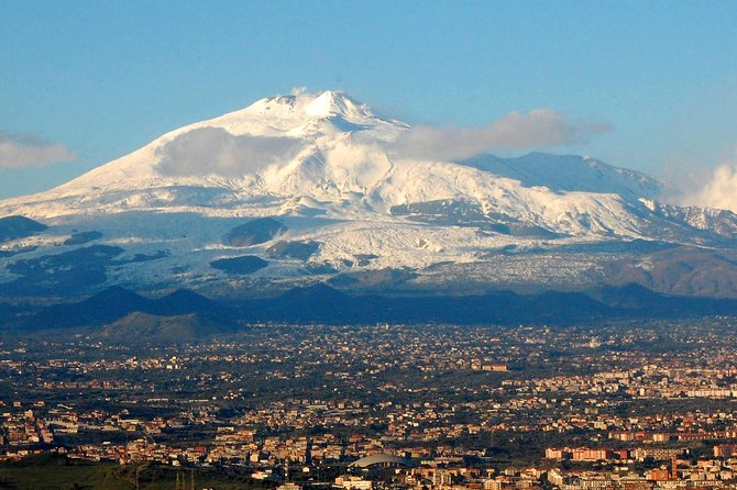 Volcano tour - From Syracuse to Mount Etna in one long day