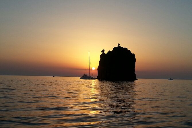 Vulcano, Panarea and Stromboli from Lipari - Why this boat trip works best as a volcano day