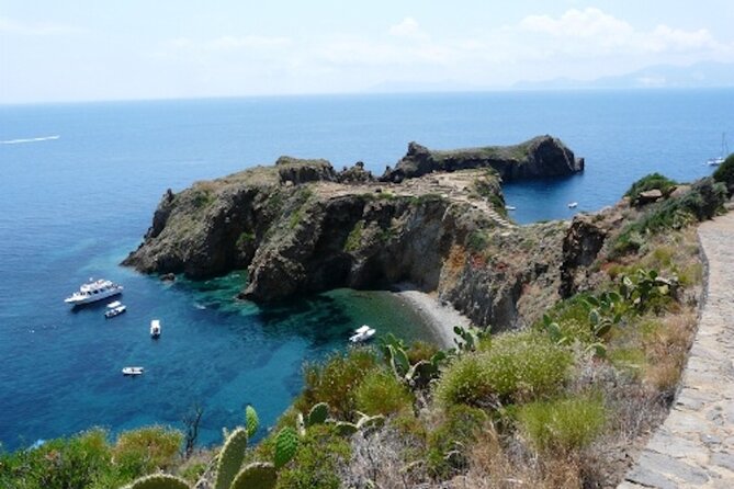 Vulcano, Panarea and Stromboli from Lipari - Panarea and the view of Cala Junco