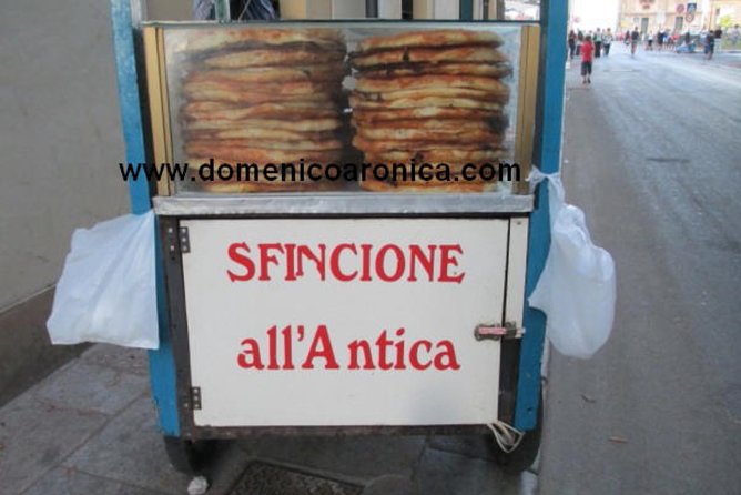 Walking Tour and street food Tour Palermo / History and Food - What Domenico adds to the experience