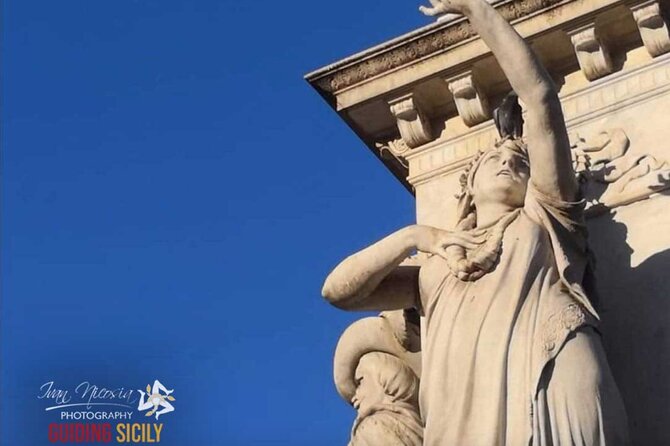 WalkingTour CATANIA - discovering the city of lava with a licensed guide - A’ Piscaria, where the city gets noisy and real