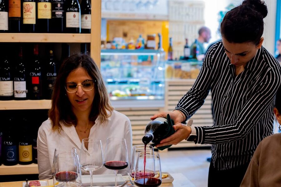 Wine tasting in Catania Historic center - Is $41 a Fair Price?